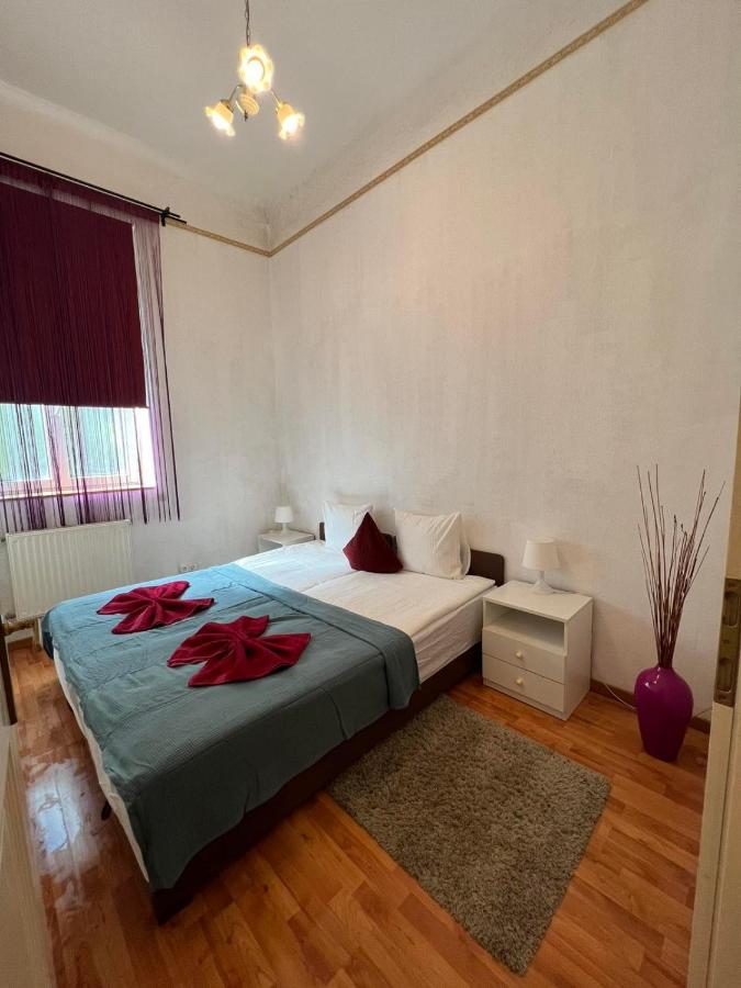 Elena Suite Budapeste Exterior foto