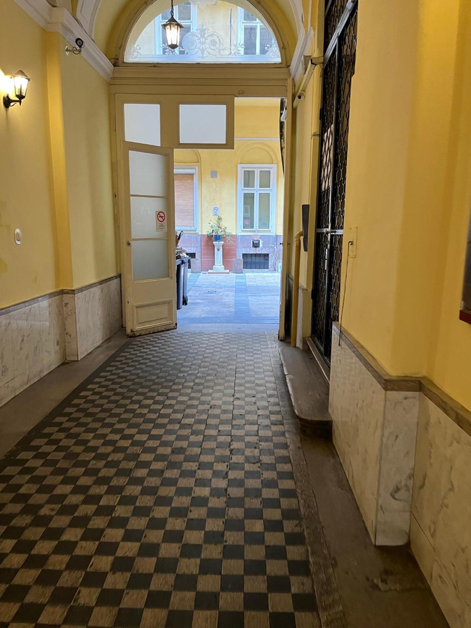 Elena Suite Budapeste Exterior foto